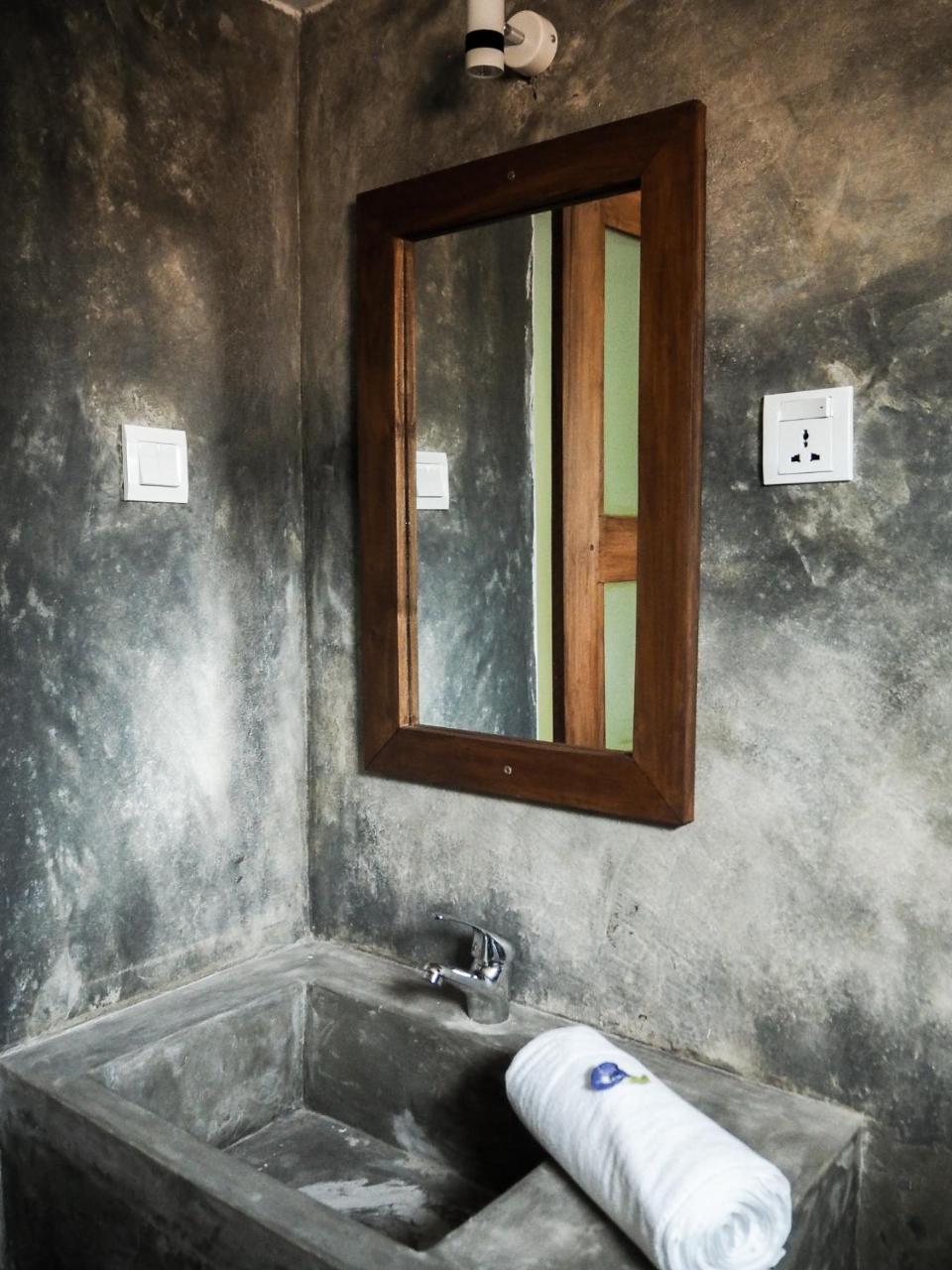 Me Yoga Villa Kumbalgama Екстериор снимка